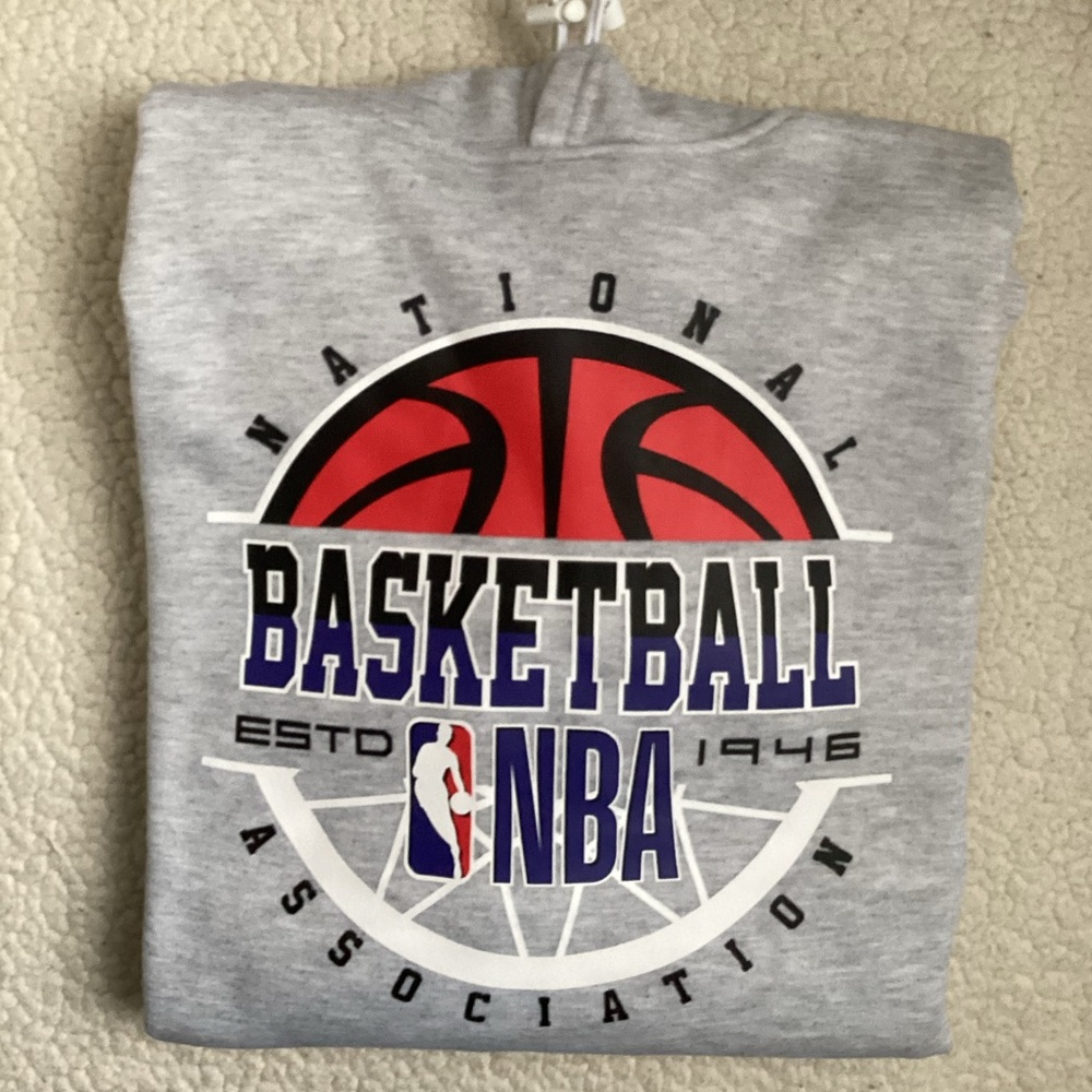 NBA Drop Down Gray Pullover Hoodie, L, NWT